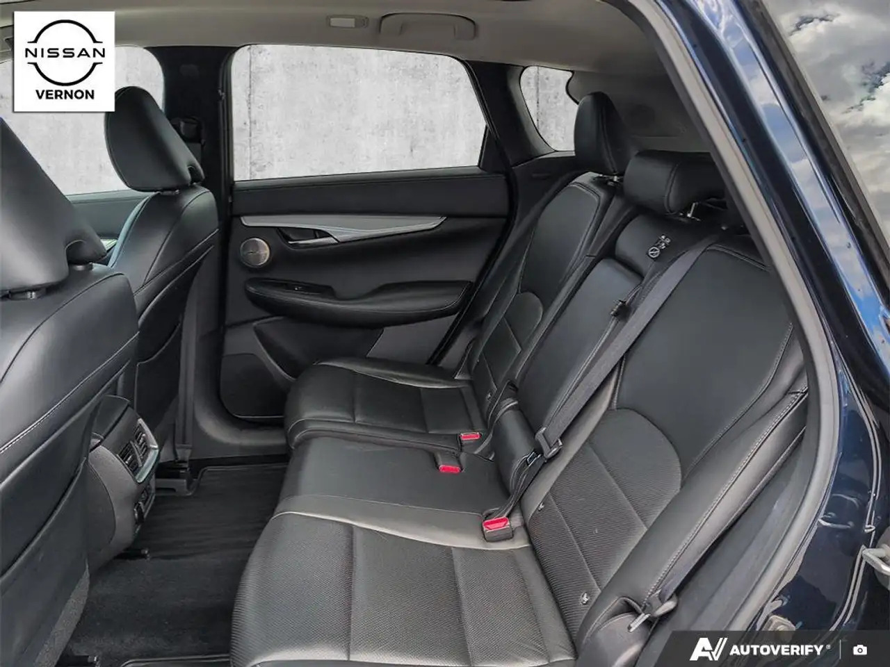 Infiniti QX50 снимка Infiniti QX50
