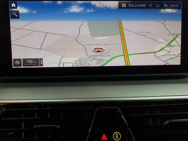 BMW 5 Series view 18