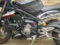 Triumph Street Triple RS Zwart - thumbnail 16