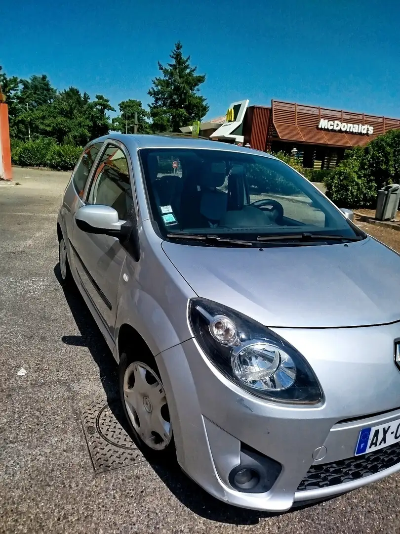 Renault Twingo II 1.5 dCi 85 eco2 Initiale - 2