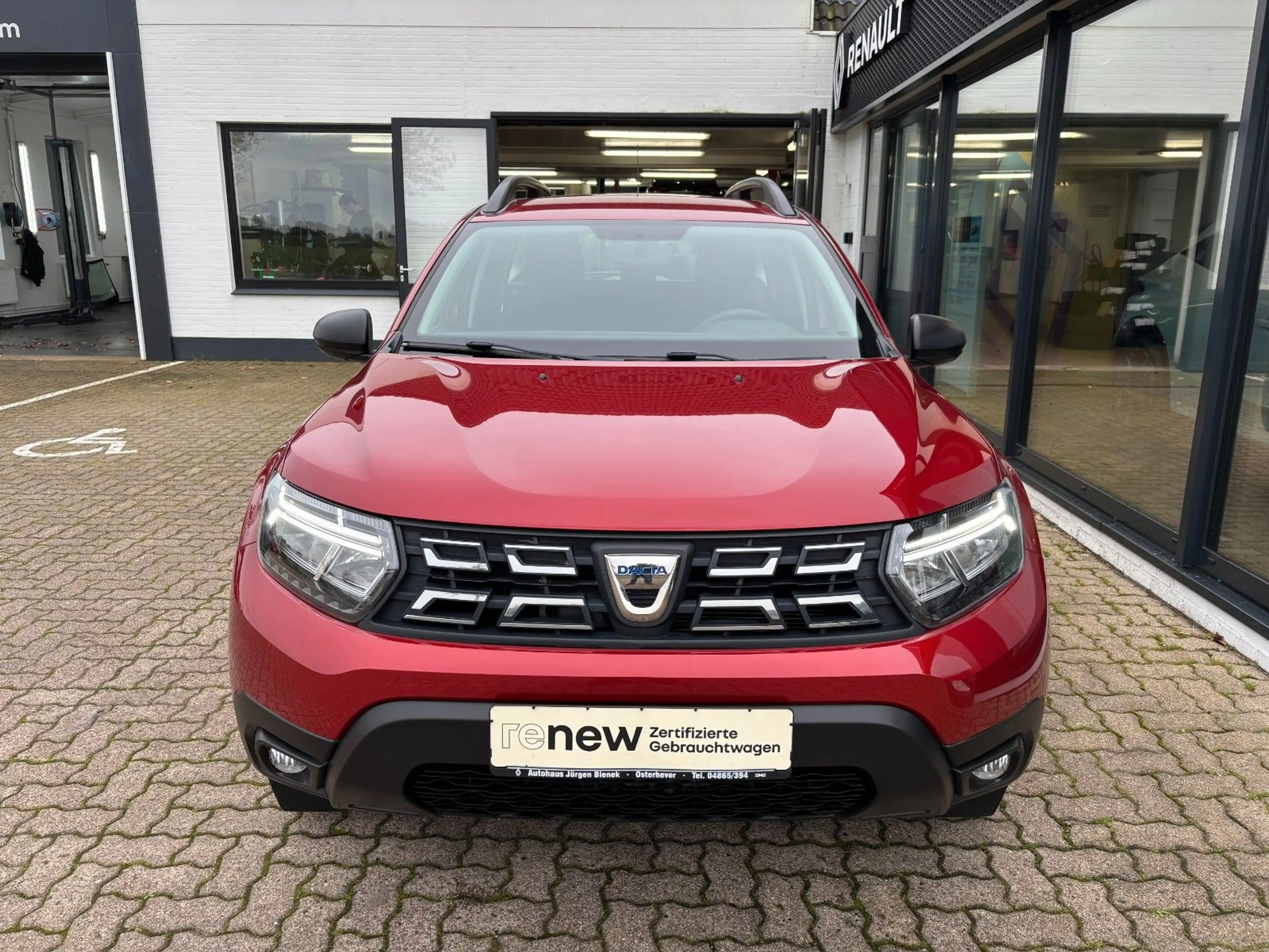 Dacia Duster Essential TCe 100 ECO-G 2WD *WEBASTO* — photo 3