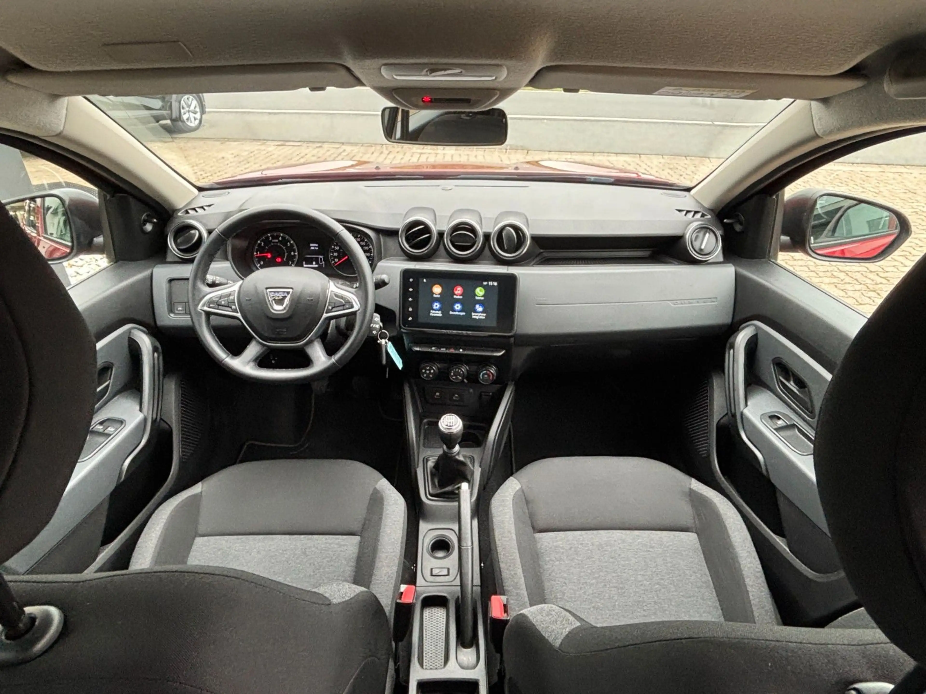 Dacia Duster Essential TCe 100 ECO-G 2WD *WEBASTO* — photo 8