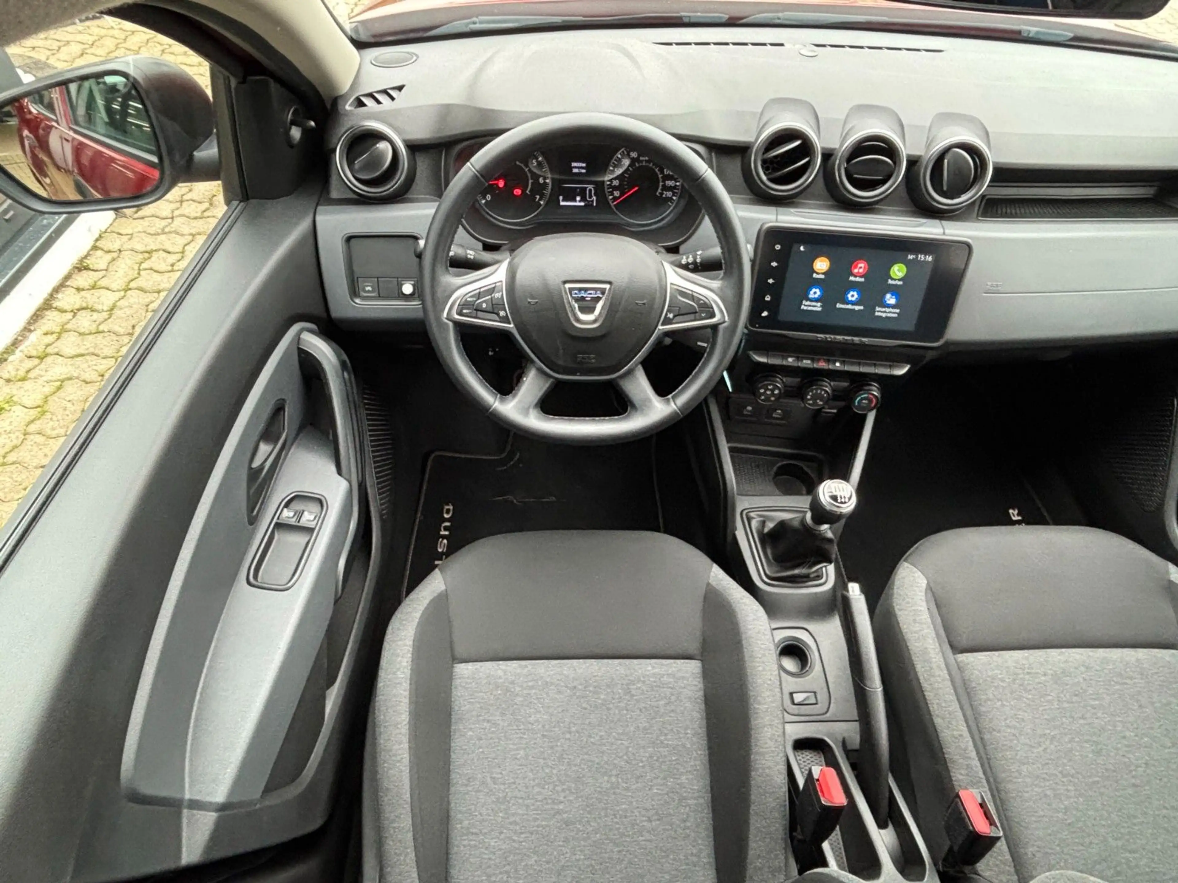 Dacia Duster Essential TCe 100 ECO-G 2WD *WEBASTO* — photo 9