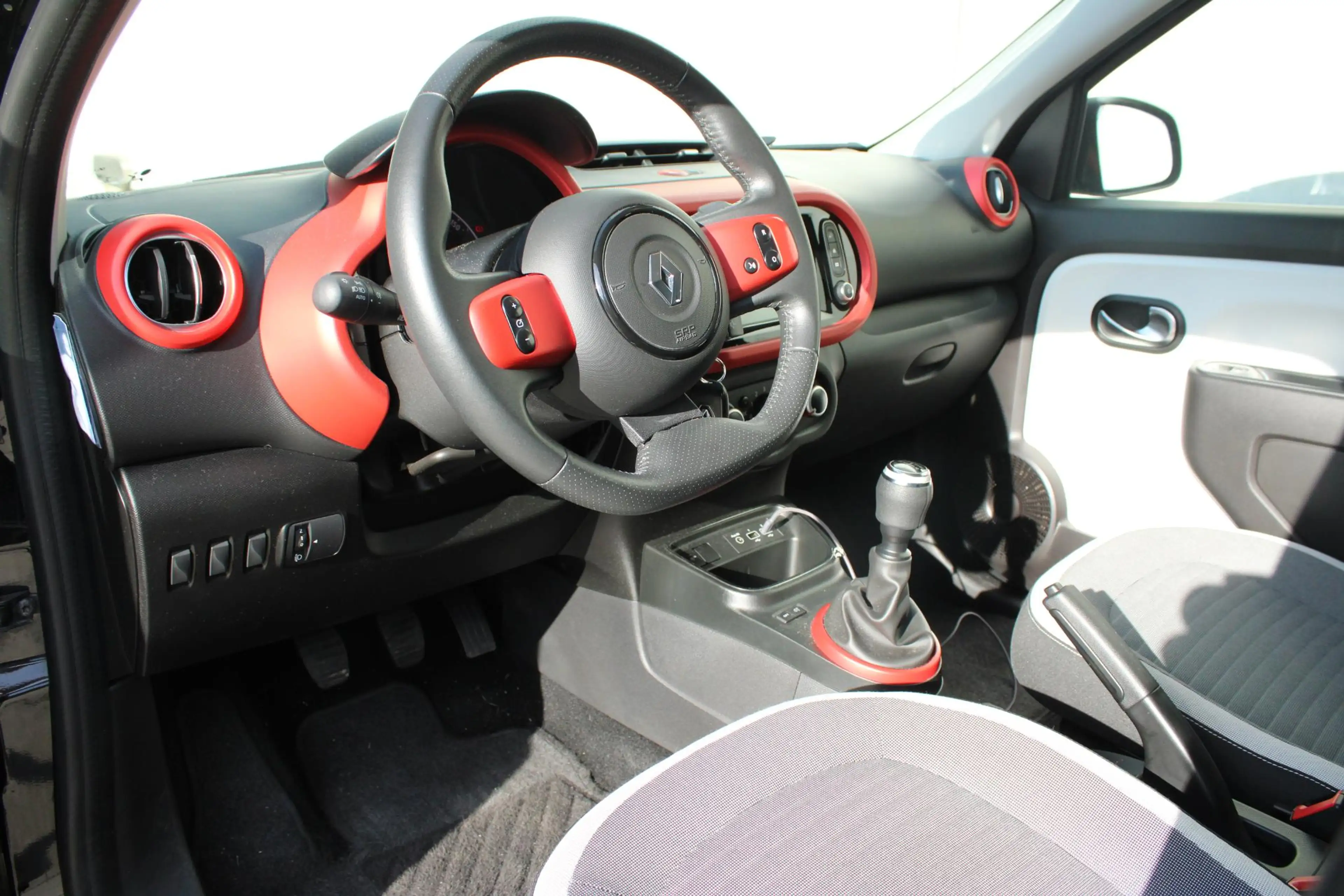 Renault Twingo 1.0 SCe Collection / AIRCO / APPLE CARPLAY / ANDRO — photo 7