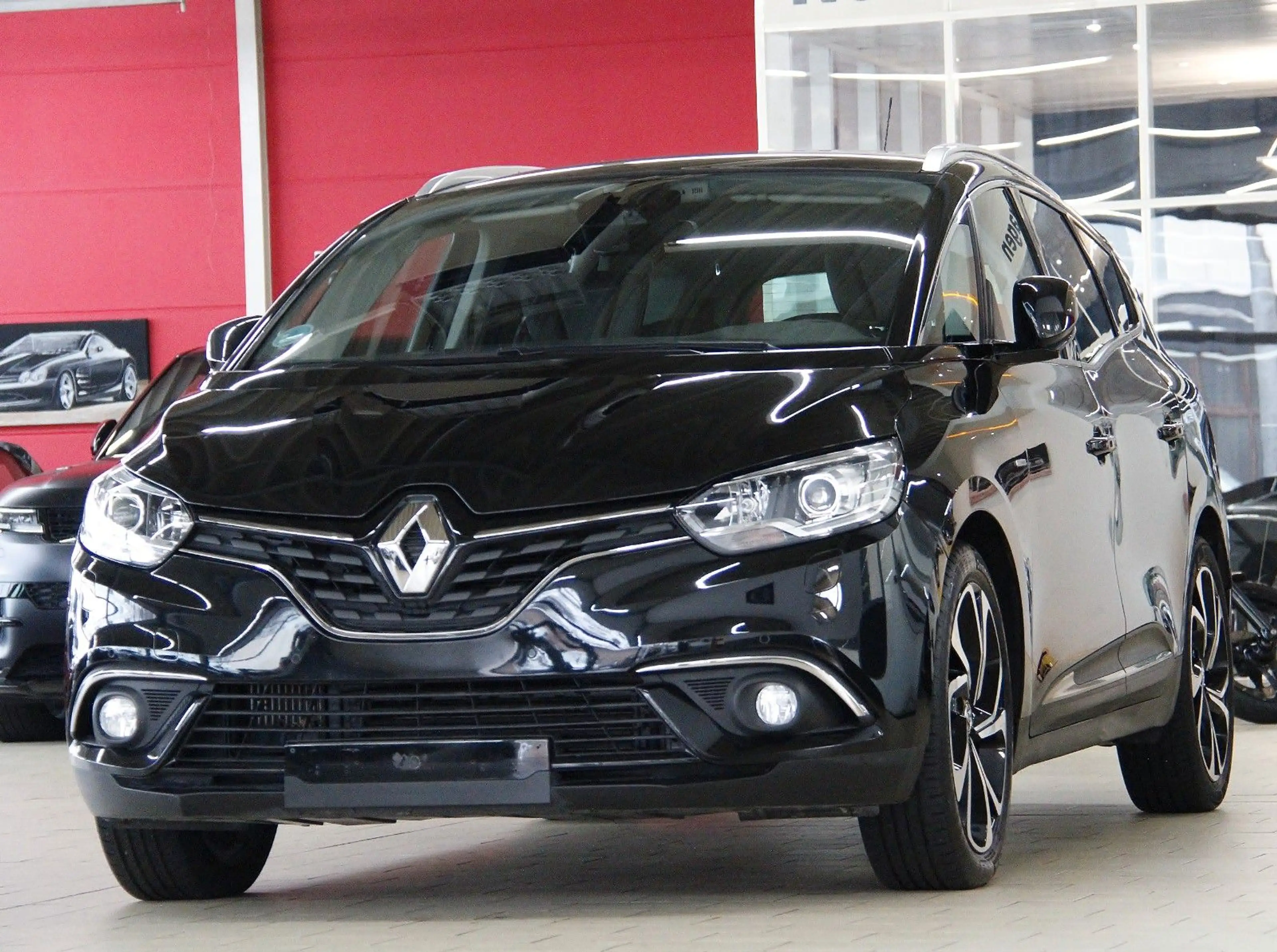 Renault Grand Scenic GRAND SCENiC 1.6 dCi *EDC+BOSE+7.SiTZE+PANORAMA* — photo 2