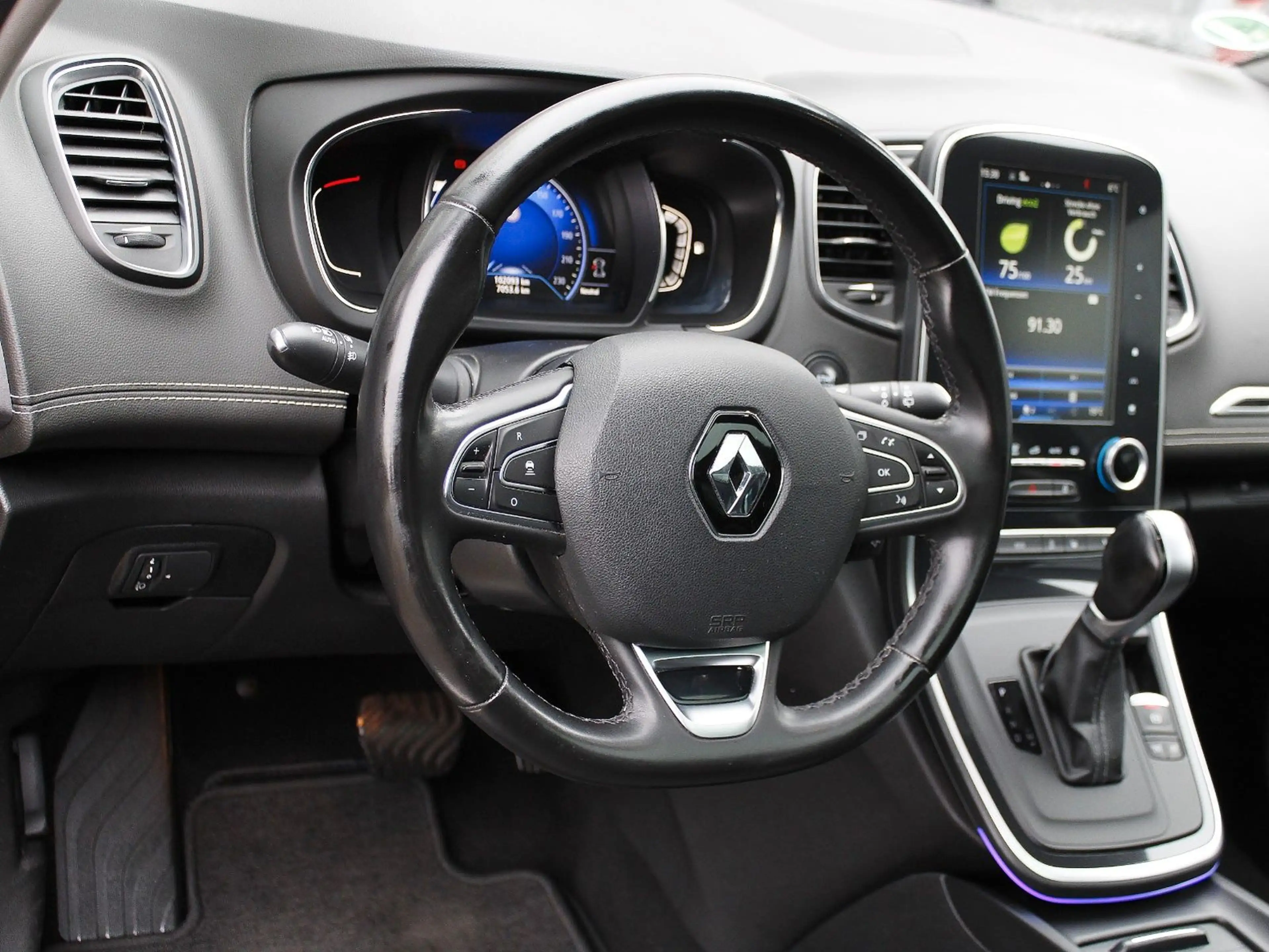 Renault Grand Scenic GRAND SCENiC 1.6 dCi *EDC+BOSE+7.SiTZE+PANORAMA* — photo 8