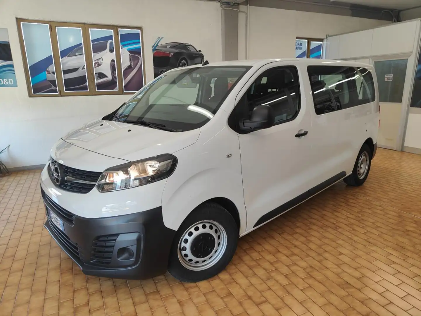Opel Vivaro 9 POSTI 120 CV "AUTOVETTURA" SOLO 27797 KM ! Blanco - 2