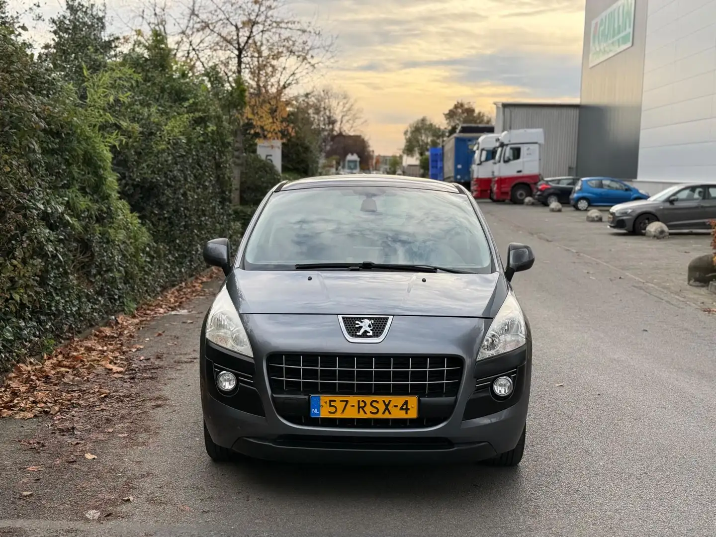 Peugeot 3008 1.6 THP ST 156PK AUTOMAAT CLIMA/PANORAMA/CRUISE! Grijs - 2