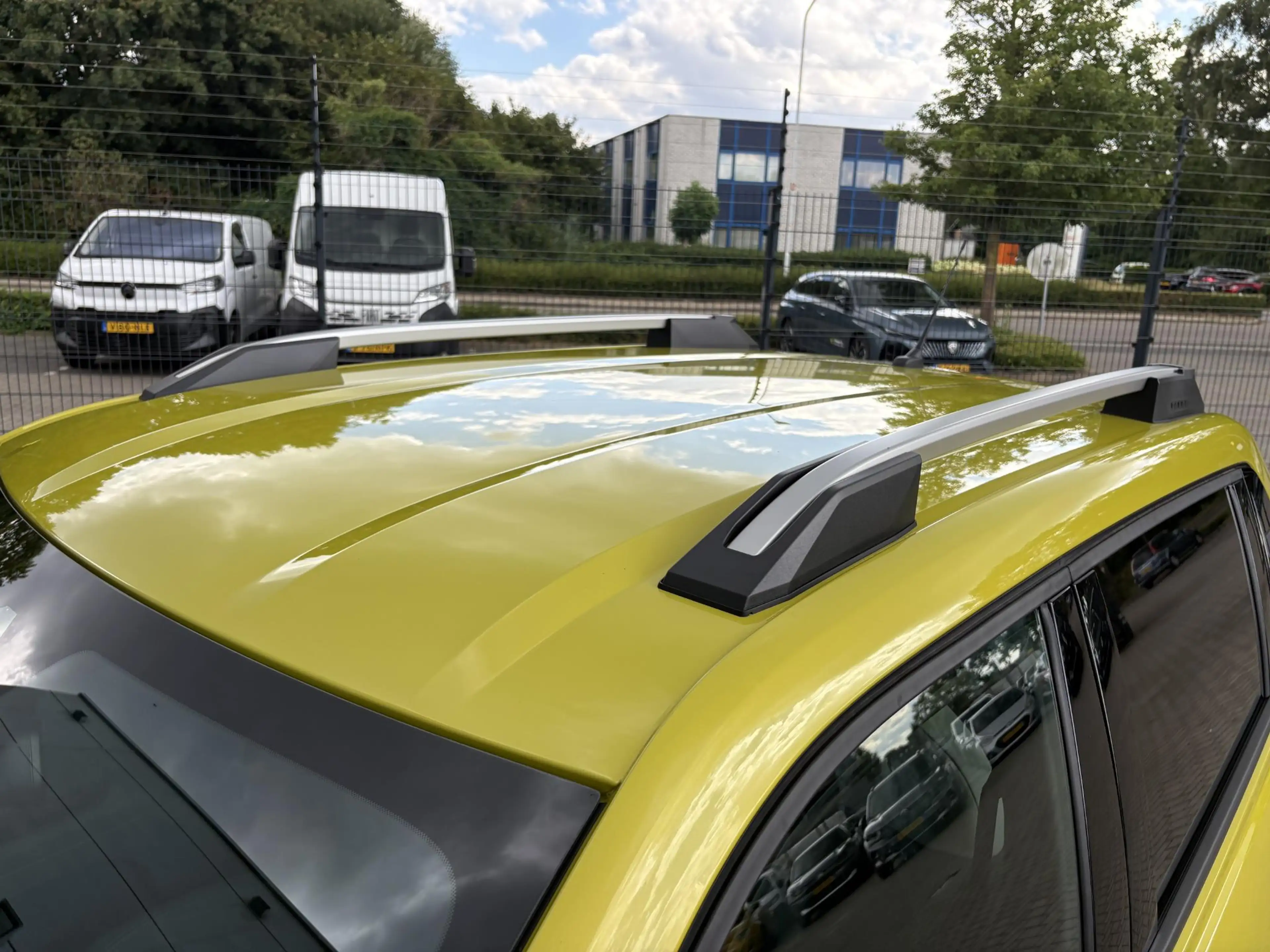 Fiat Grande Panda 1.2 Hybrid La Prima | Achteruitrijcamera | Apple C — photo 14