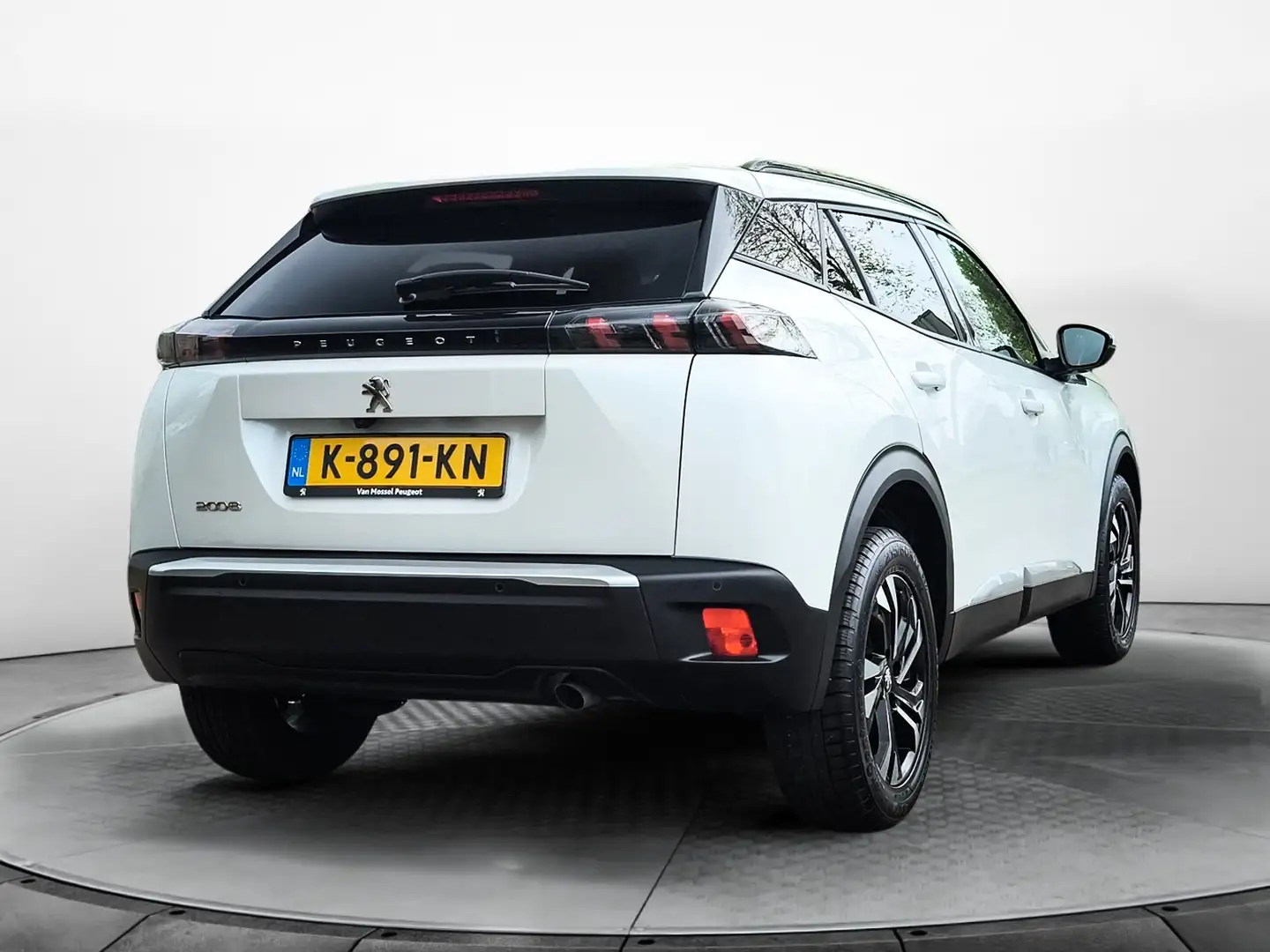 Peugeot 2008 1.2 PureTech Allure, (101PK) 1e-Eig. & Dealer-Onde Wit - 2