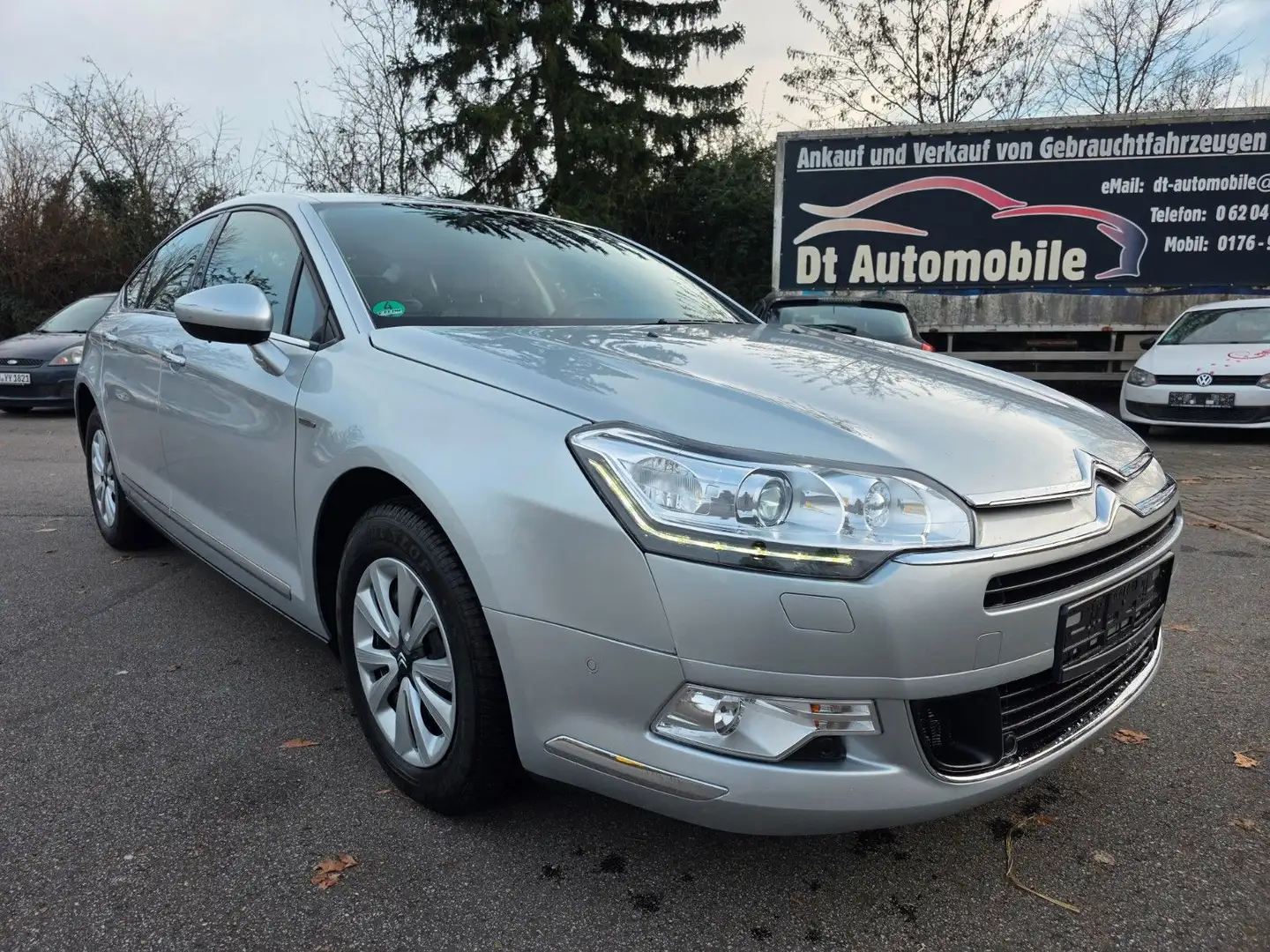 Citroen C5 155 Exclusive/Tüv-Neu/1Hand/Navi Silber - 1
