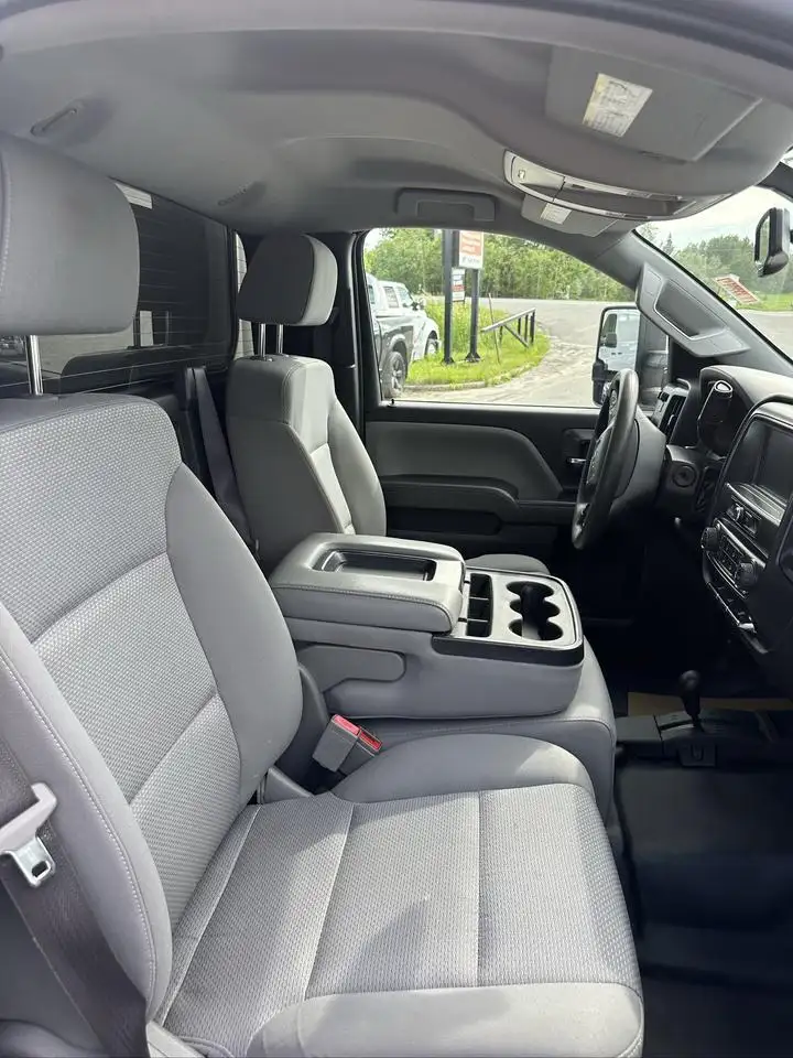 GMC Sierra 3500 снимка GMC Sierra 3500