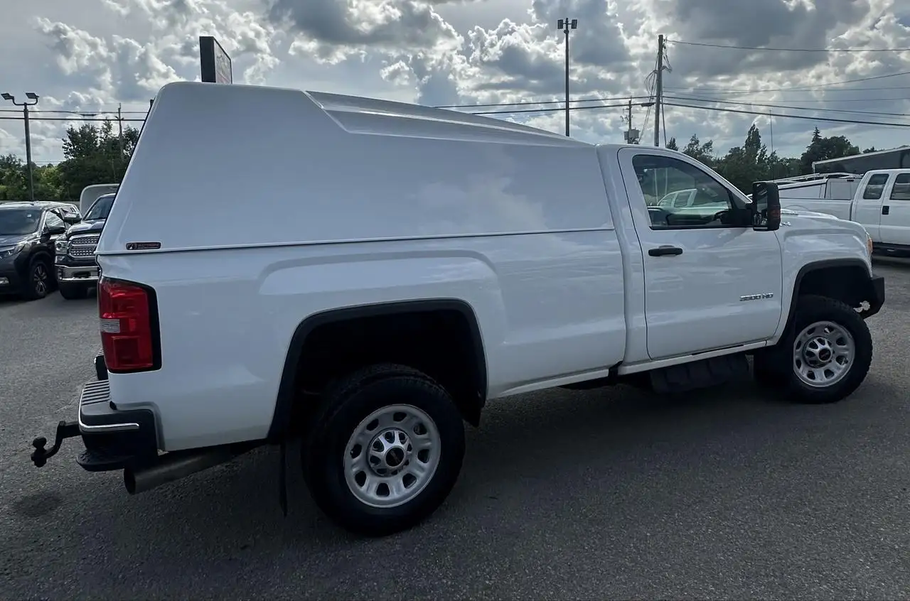 GMC Sierra 3500 снимка GMC Sierra 3500