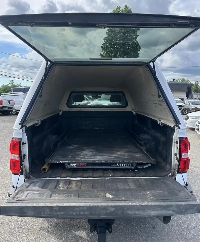 GMC Sierra 3500 снимка GMC Sierra 3500