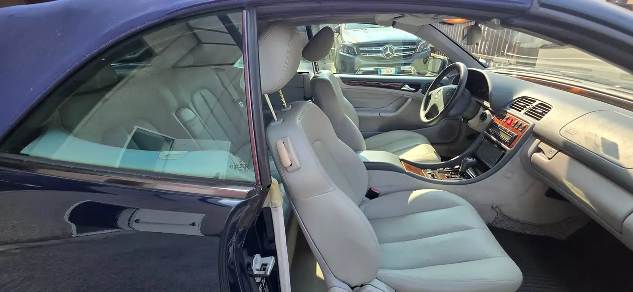 Mercedes-Benz CLK 320 CLK Cabriolet - A208 Cabrio Elegance, foto 11