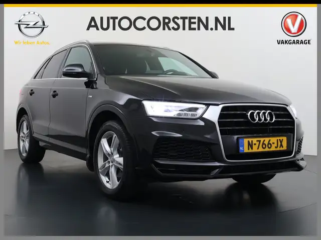 Audi Q3 view 6