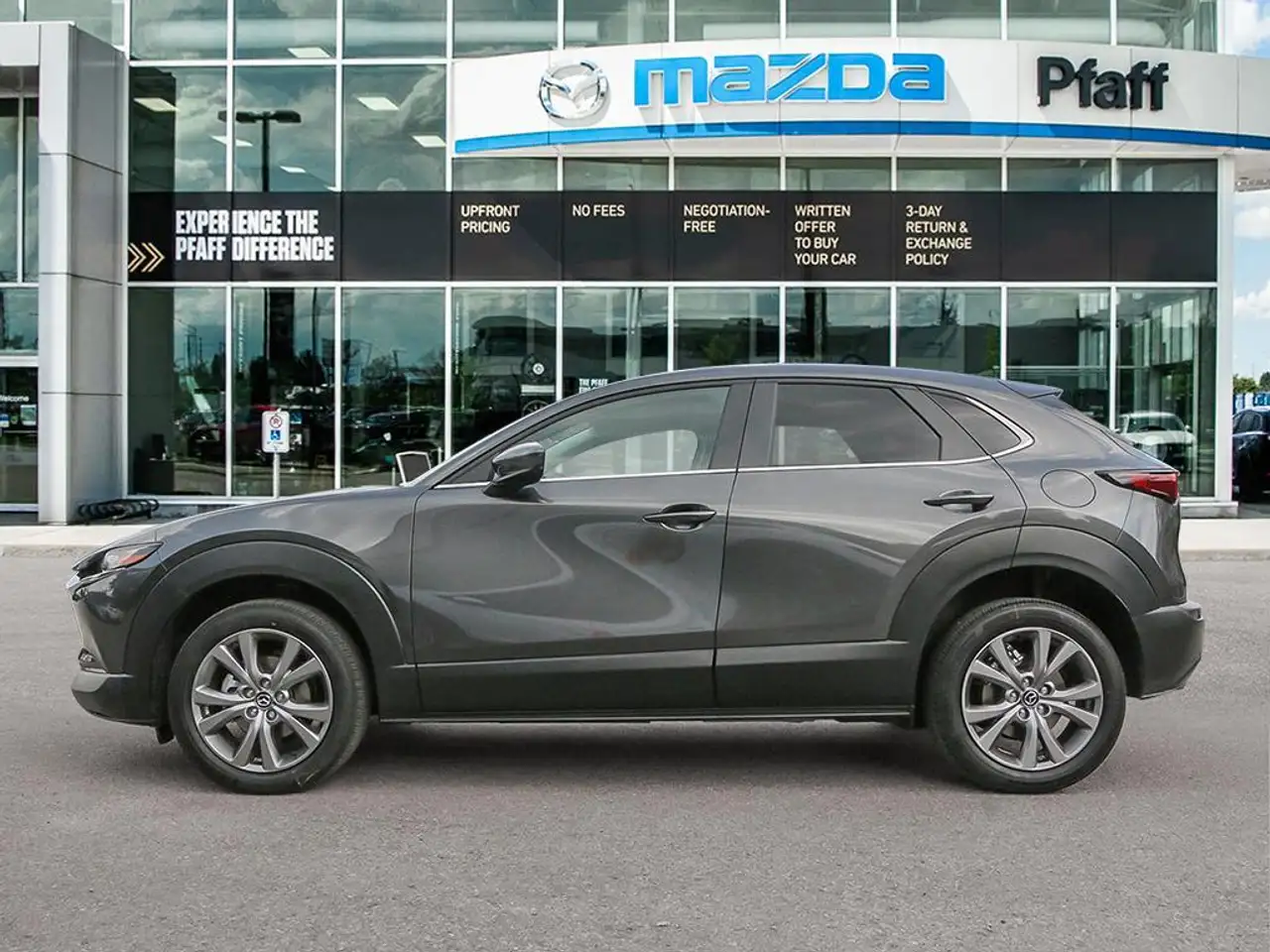 Mazda CX-30 снимка Mazda CX-30