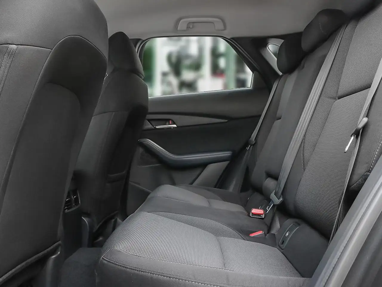Mazda CX-30 снимка Mazda CX-30