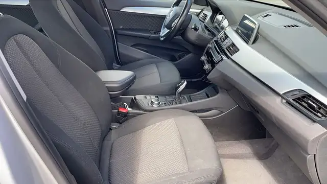 BMW X1 view 25