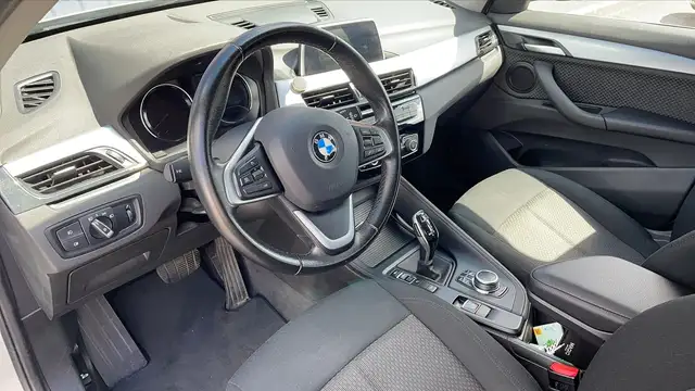 BMW X1 view 8