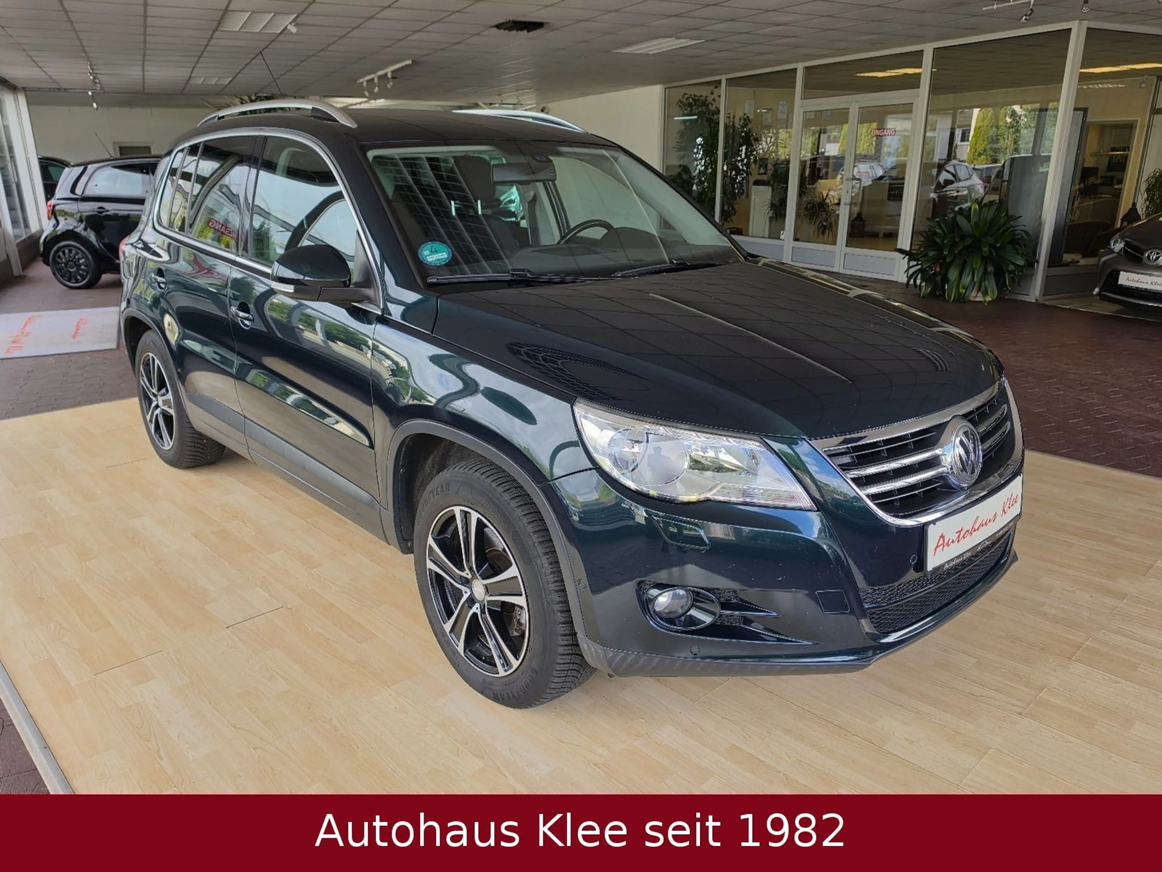 Volkswagen Tiguan 2.0 TSI 4Motion *NAVI*Sitzh*LM*AHK*