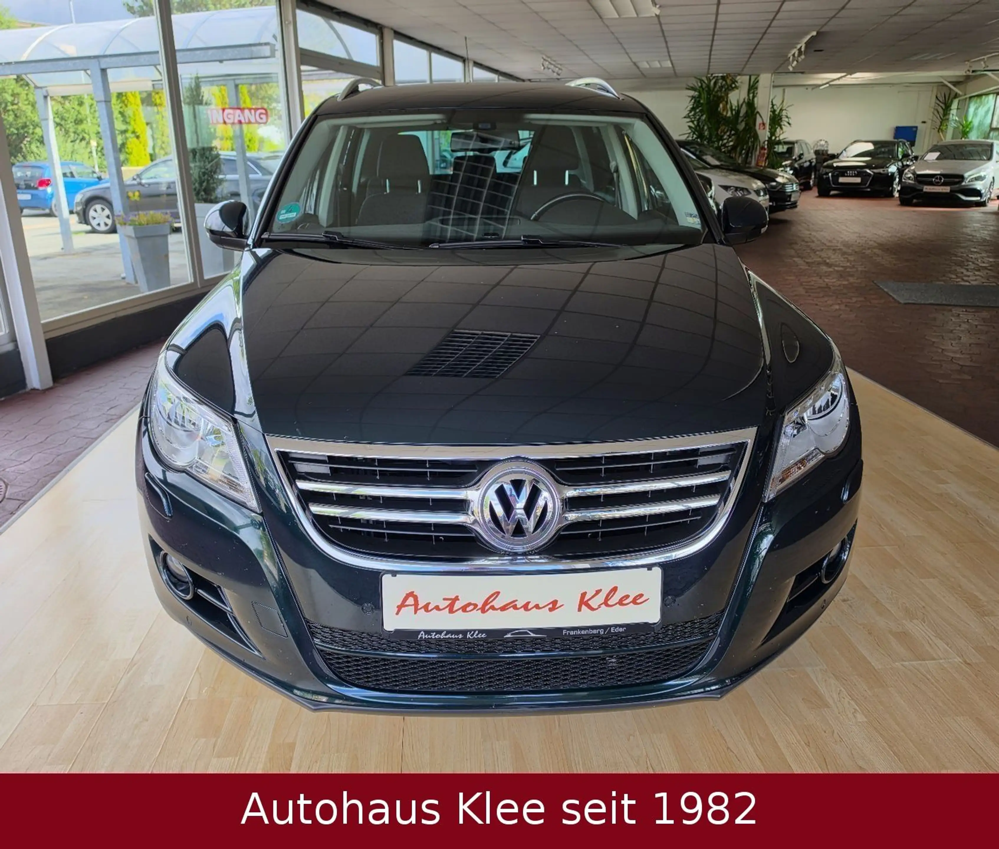 Volkswagen Tiguan 2.0 TSI 4Motion *NAVI*Sitzh*LM*AHK* — photo 3