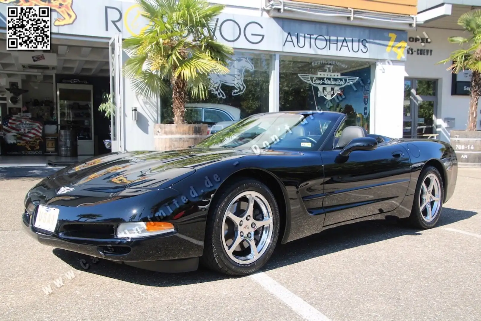 Corvette C5 5.7 Cabrio Autom. wenig Kilometer, wie Neu Schwarz - 1