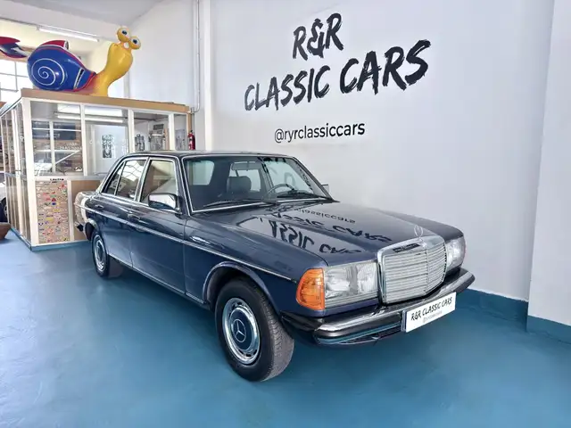 Mercedes-Benz MERCEDES-BENZ Clase E (W123) Berlina  Manual de 4