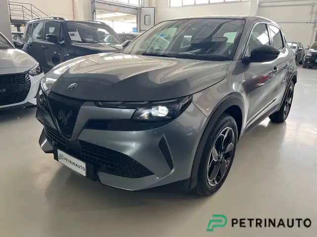 Alfa Romeo Junior elettrica 156cv NAZIONALE