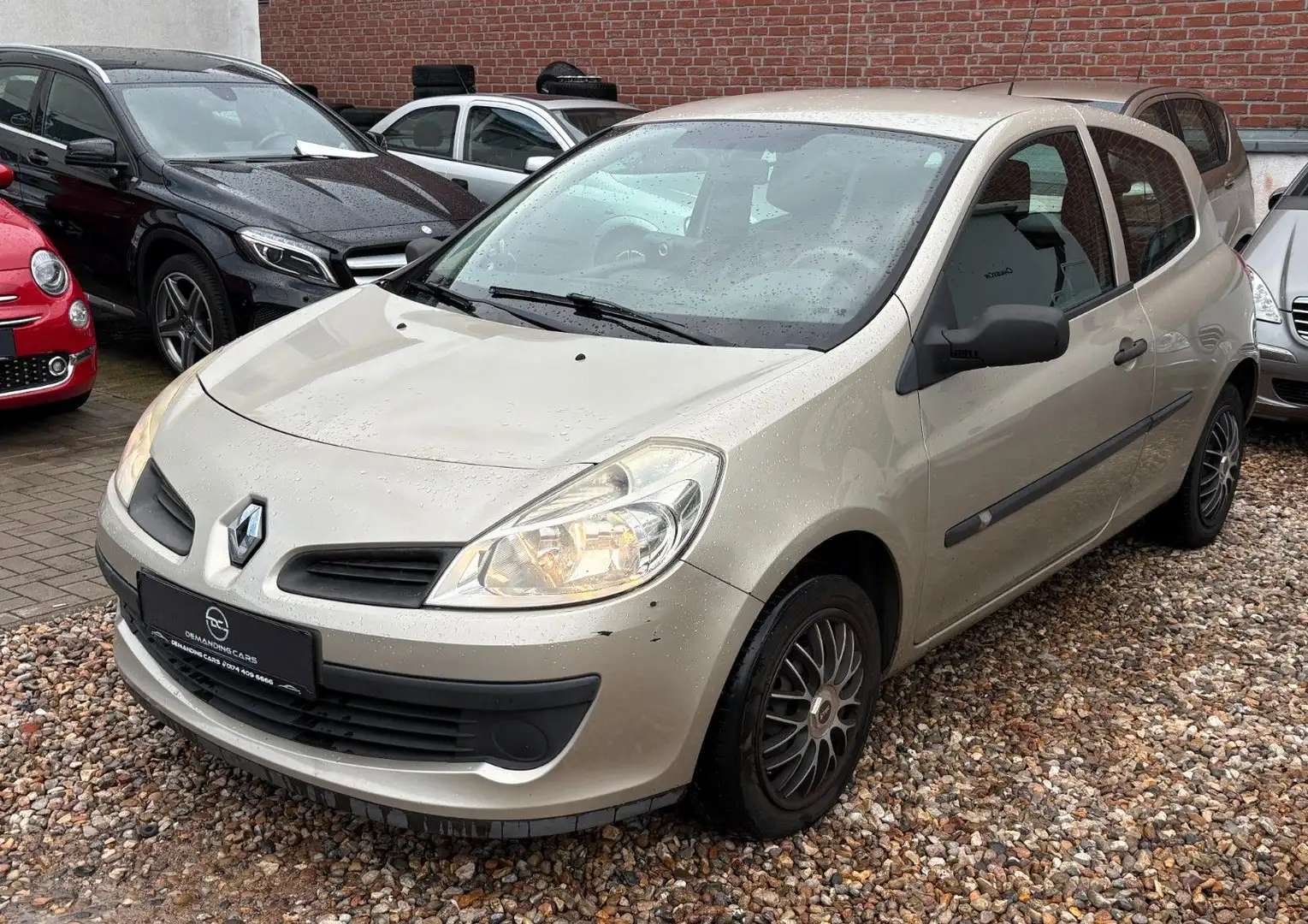 Renault Clio 3 1.2 16V TÜV 07.27 Klima AppleCarplay Andr Beige - 1