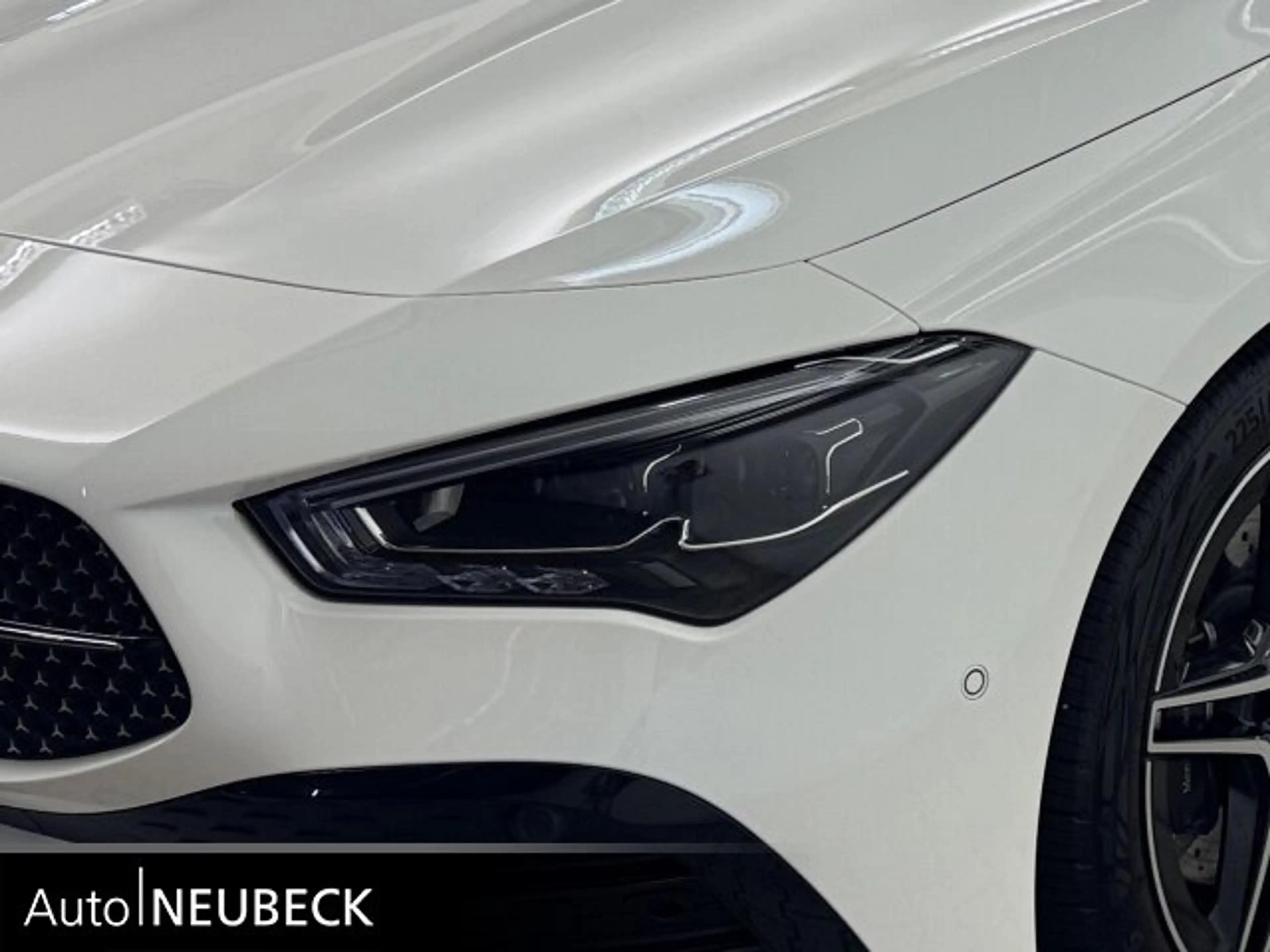 Mercedes-Benz CLA 220 CLA 220 d Coupé AMG LinePremium/Leder/Pano/Night — photo 9