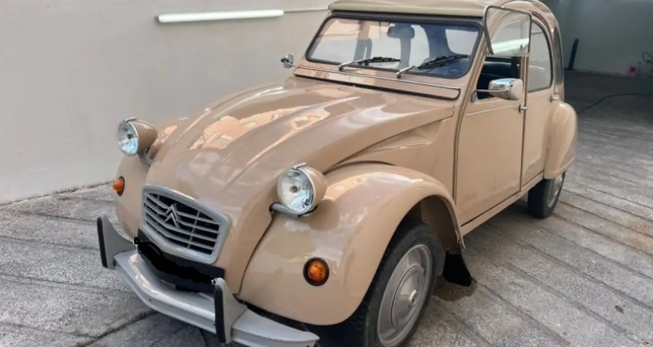 Citroen 2CV 6