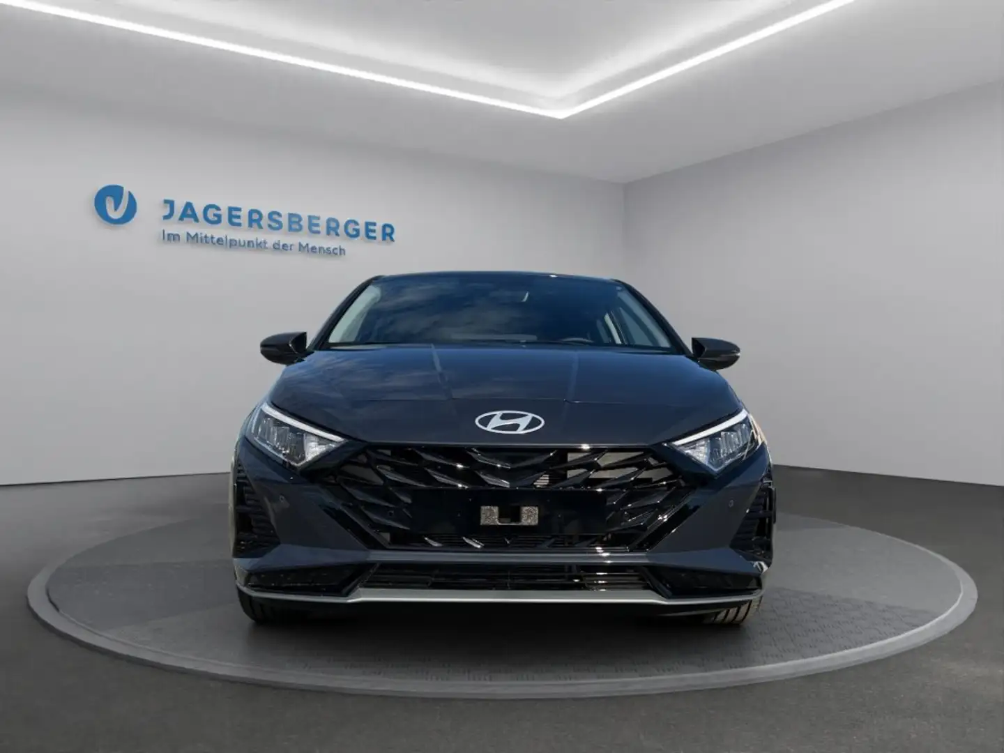 Hyundai i20 GO Plus 1.0 T-GDI *Comfort Paket* Grau - 2