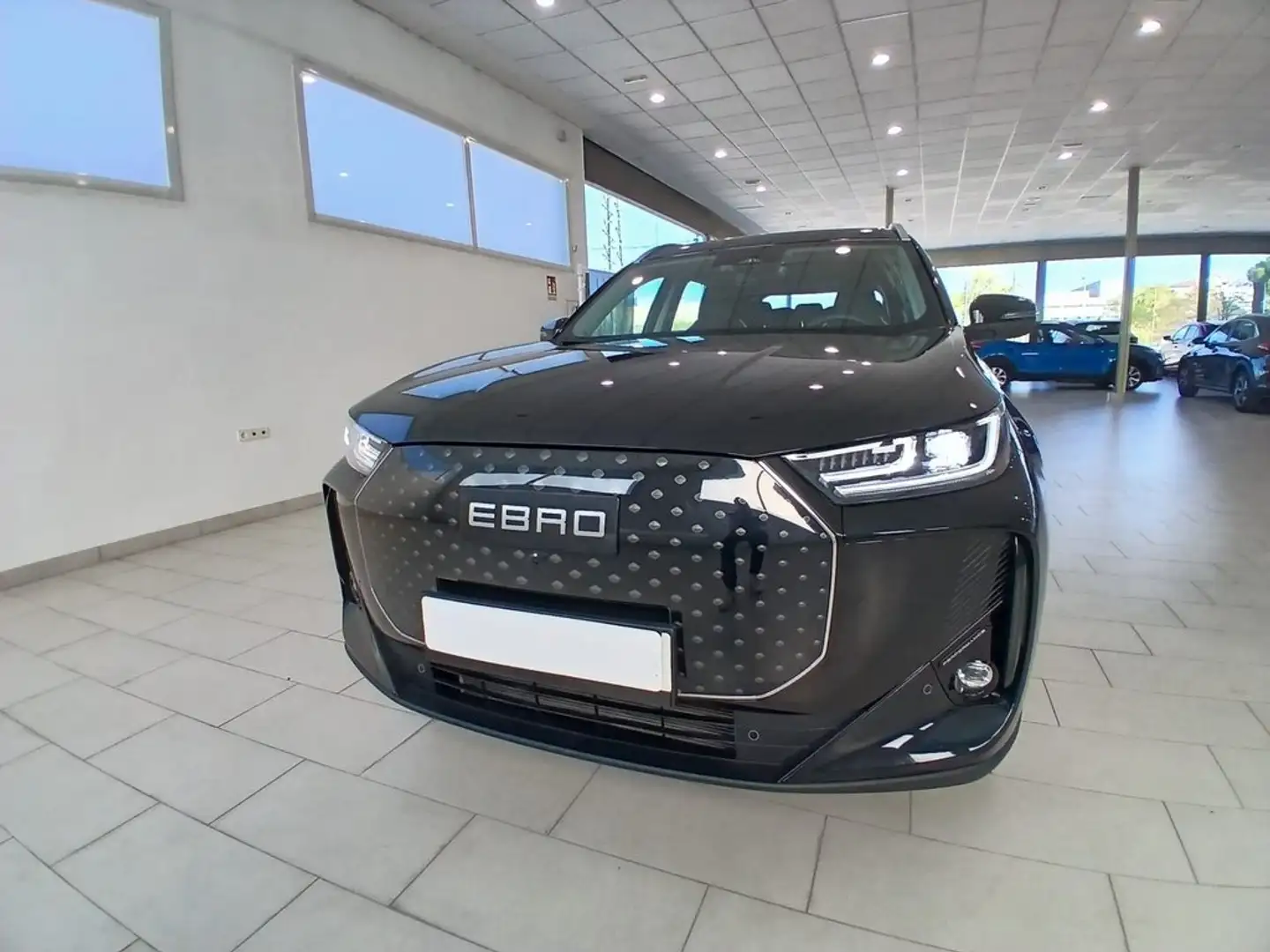 Ebro s700 1.5 TGDI PHEV E-CVT Premium FWD Schwarz - 2