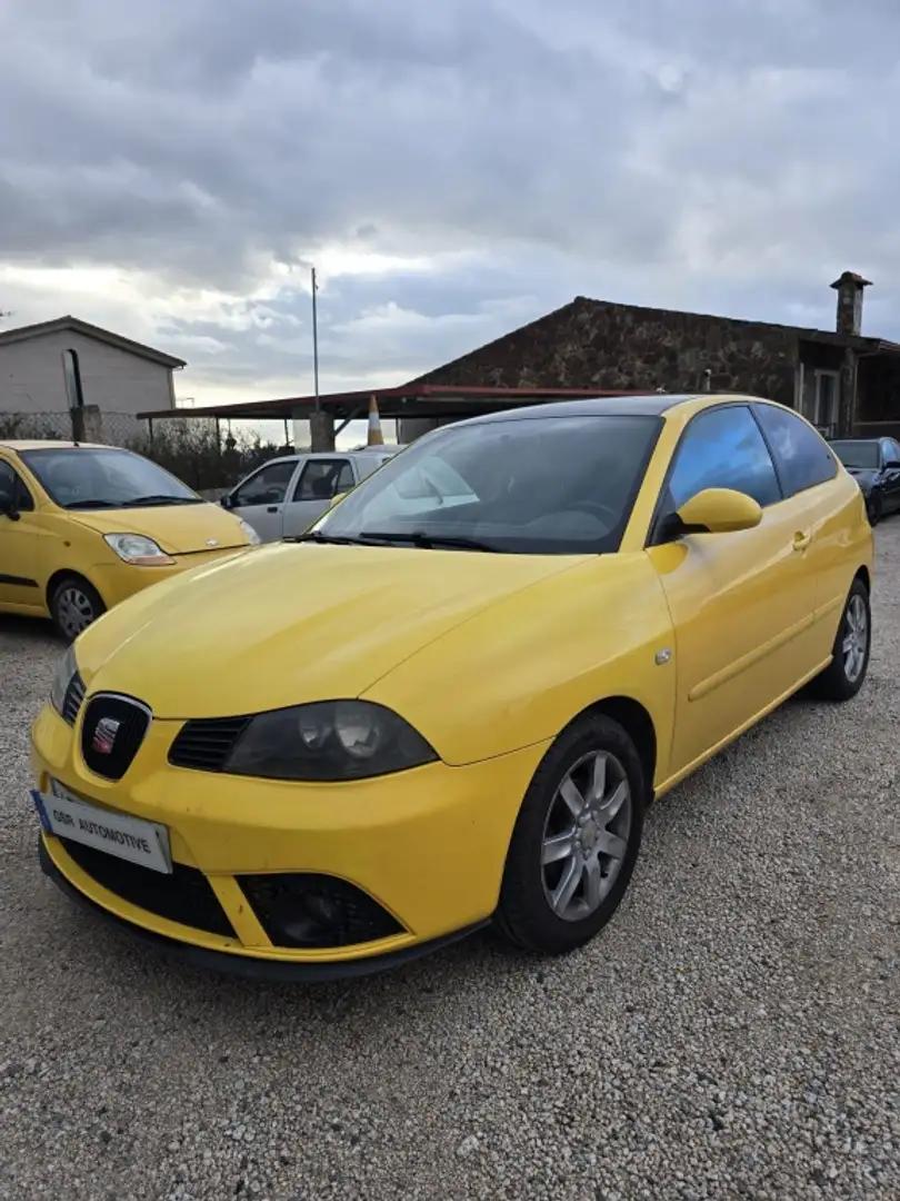 SEAT Ibiza 1.9 TDi Reference Amarillo - 2