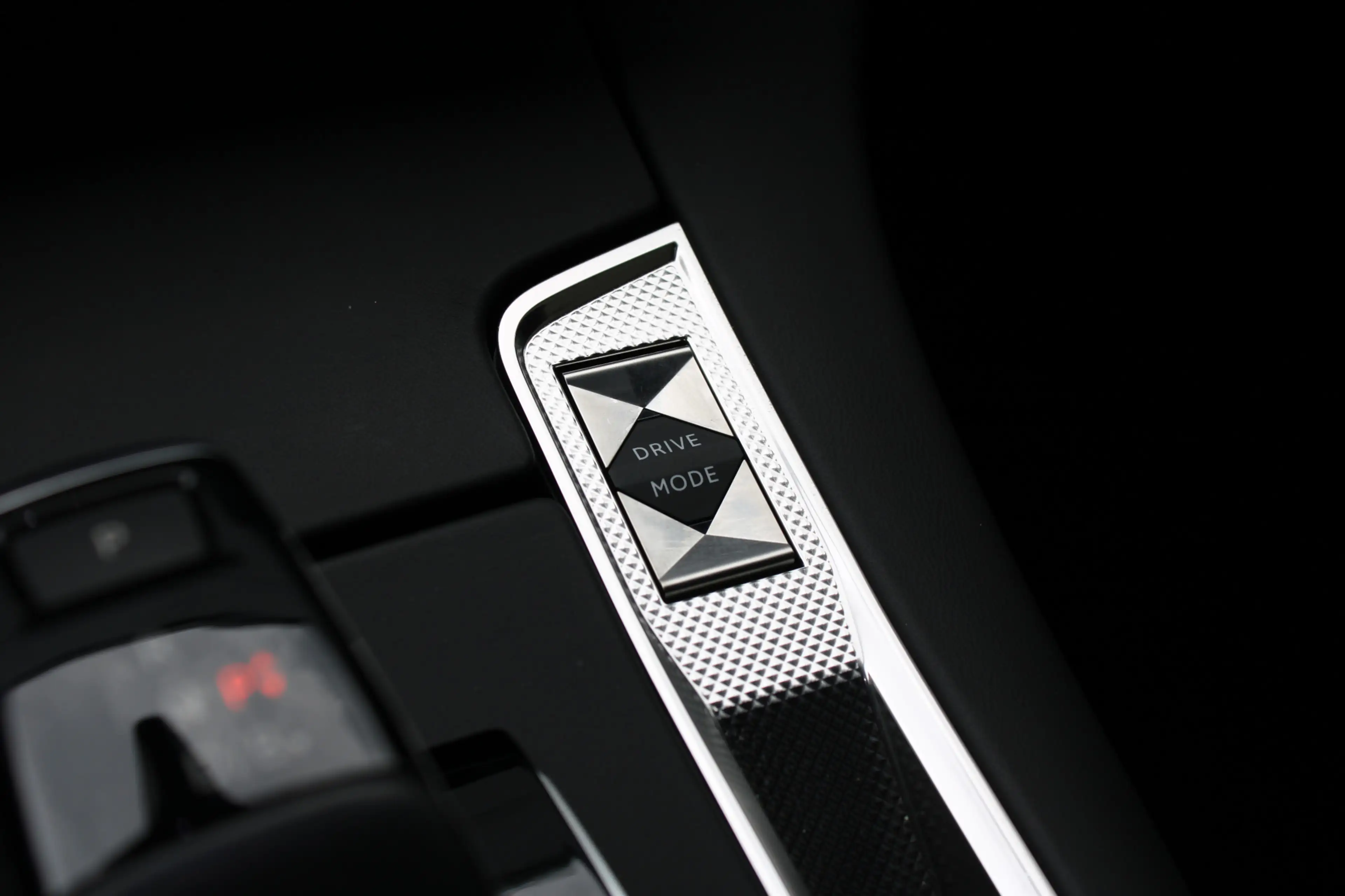 DS Automobiles DS 7 Crossback E-Tense Rivoli | Trekhaak | Leder | Memory | Led — photo 19