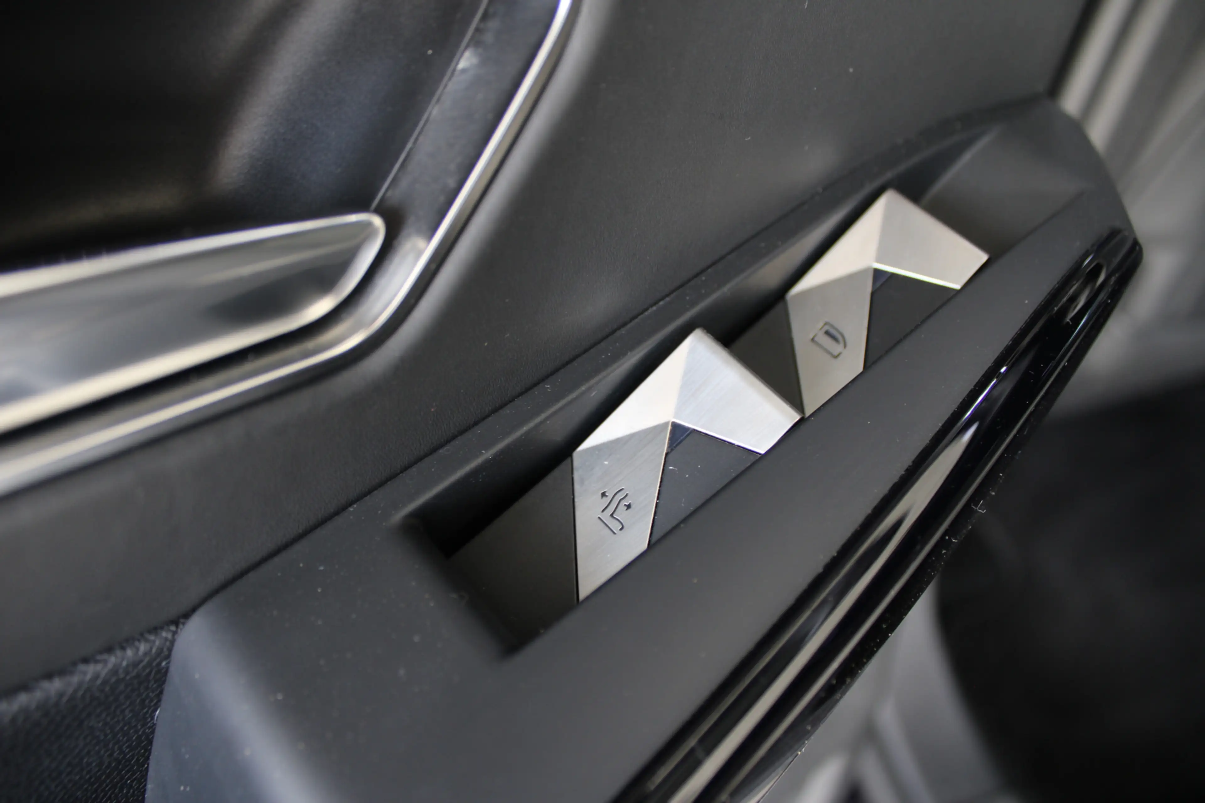 DS Automobiles DS 7 Crossback E-Tense Rivoli | Trekhaak | Leder | Memory | Led — photo 33