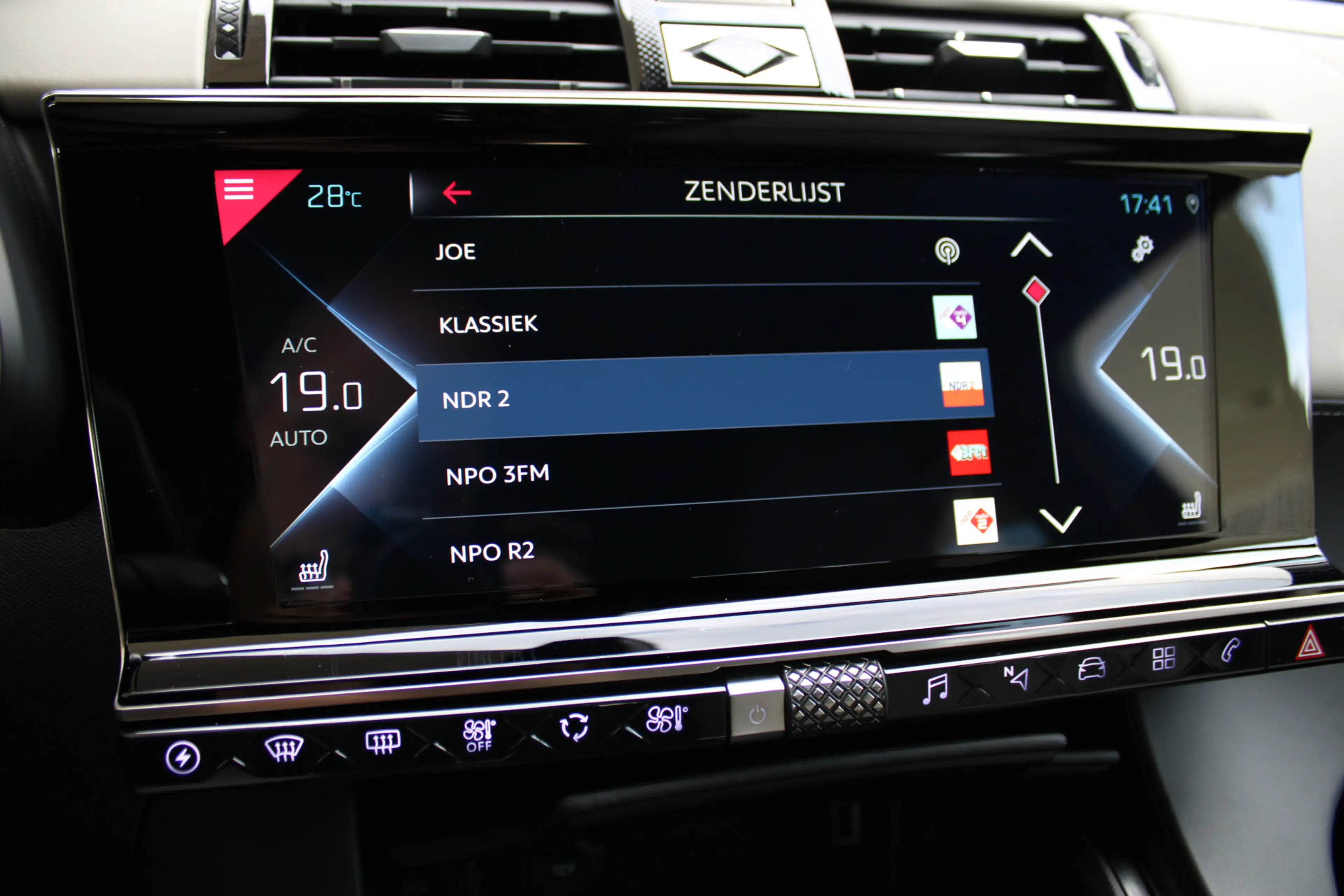 DS Automobiles DS 7 Crossback E-Tense Rivoli | Trekhaak | Leder | Memory | Led — photo 18