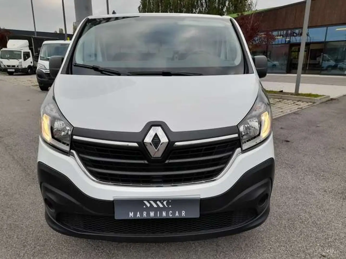 Renault Trafic 27 2.0dCi 120CV PC-TN Ice Bianco - 2