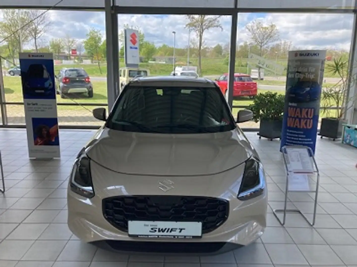 Suzuki Swift 1,2 Comfort Hybrid Beige - 2