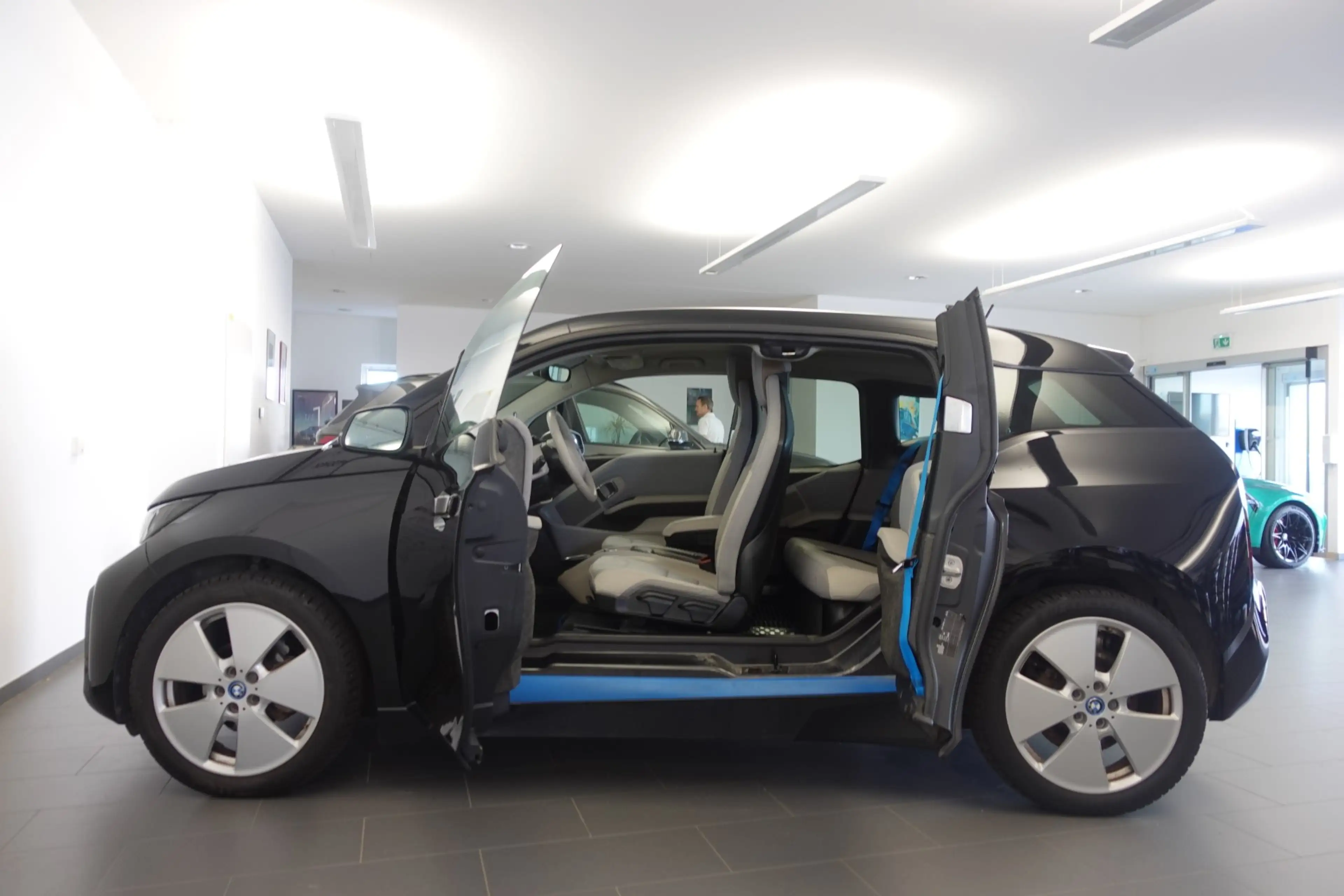 BMW i3 eDrive i01 — photo 8