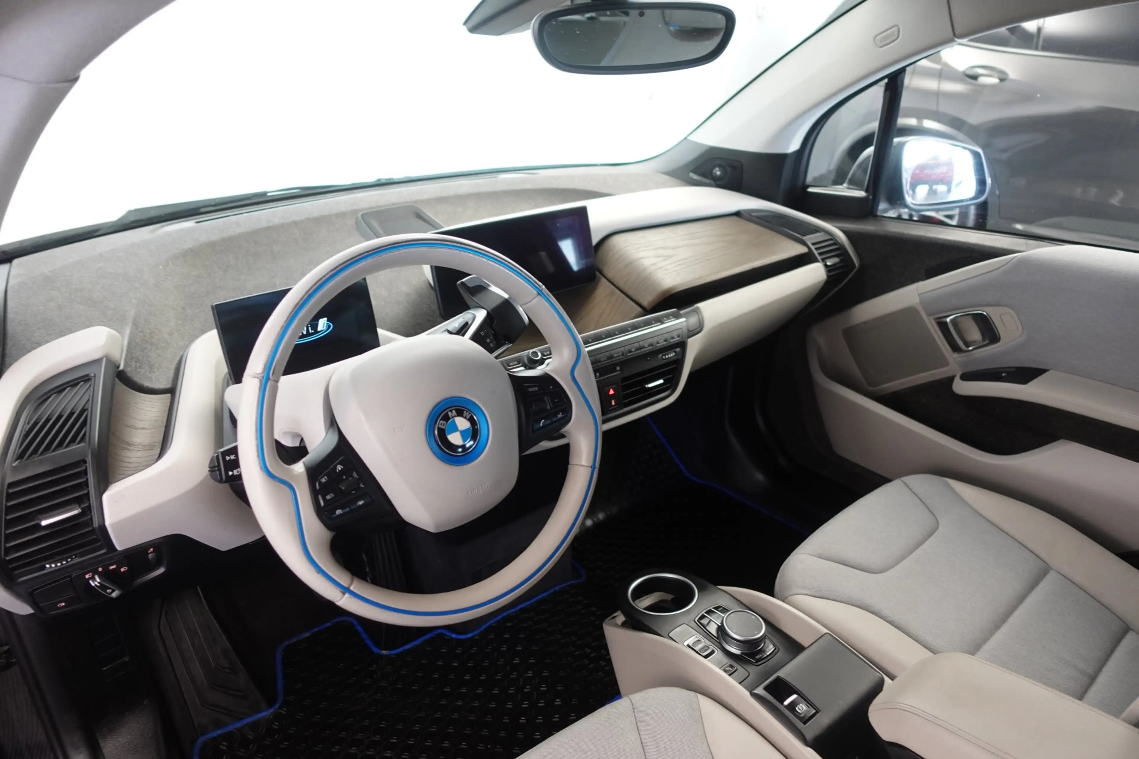 BMW i3 eDrive i01 — photo 7