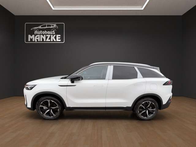 BAIC Beijing X75 1.5TGI DCT / Panorama / 360° / Leder / Voll-Led