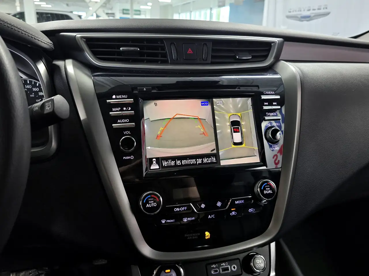 Nissan Murano снимка Nissan Murano