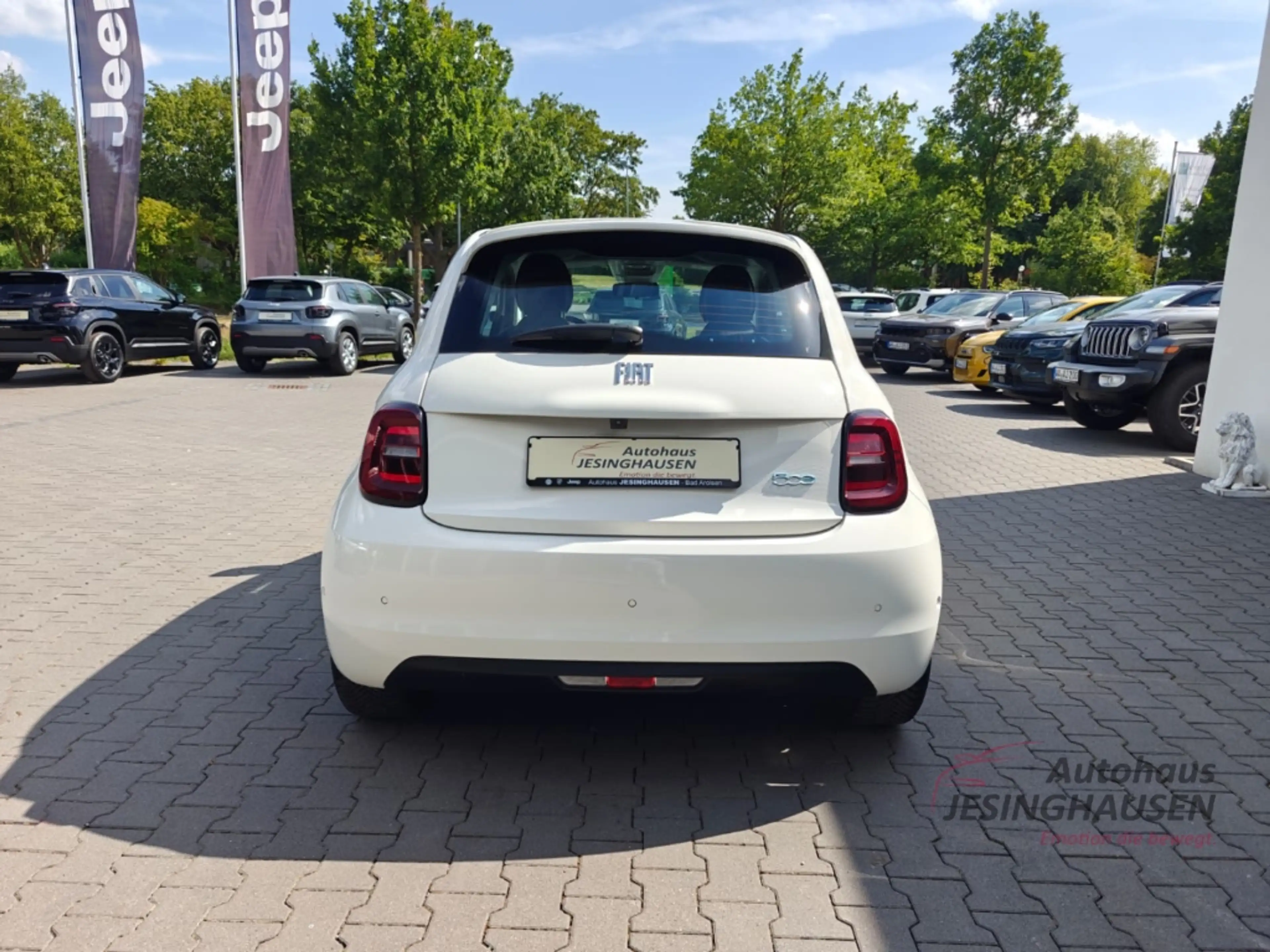 Fiat 500e WinterP.+Allwetter+360°PDC +RFK+Apple Carplay+Fahr — photo 7