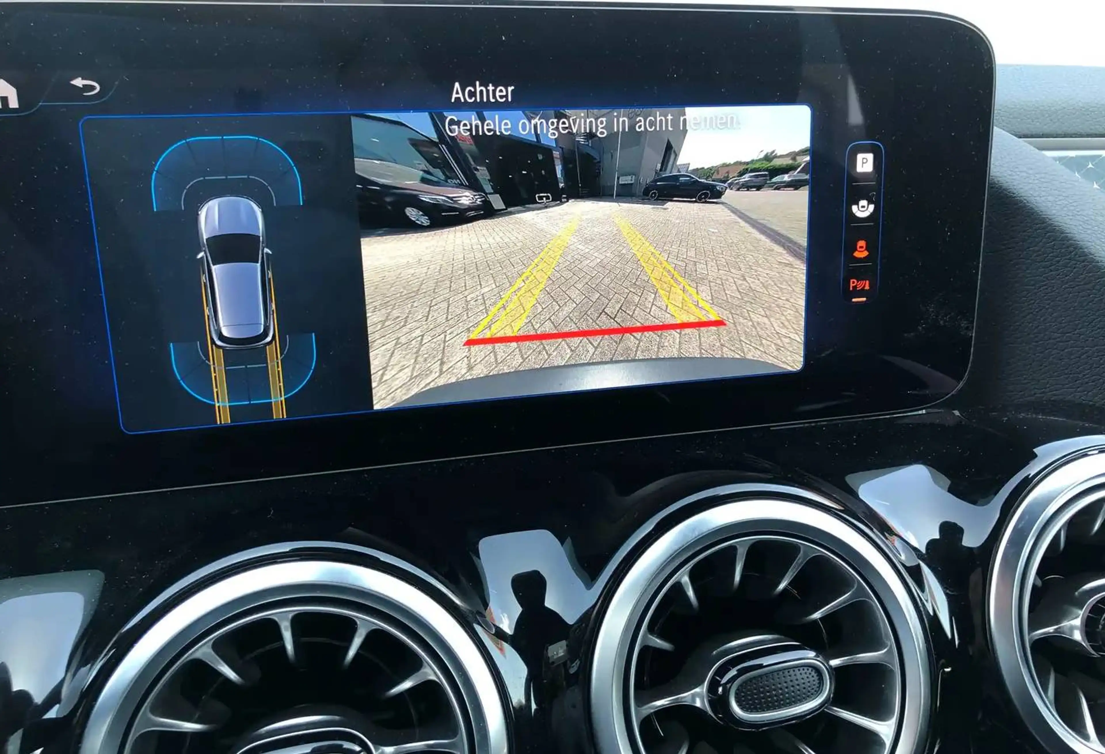 Mercedes-Benz EQA 250 EQA 250+ 70.5 kW Accu Business Line, Sfeerverlichting, Camera, Winter pack, Carplay — photo 15
