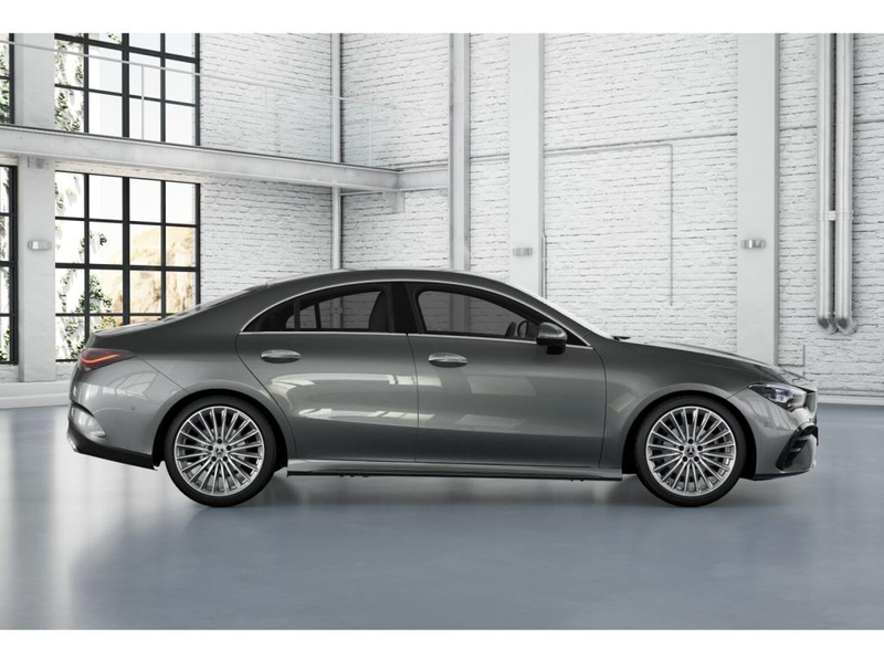 Mercedes-Benz CLA 180 Coupé AMG — photo 6