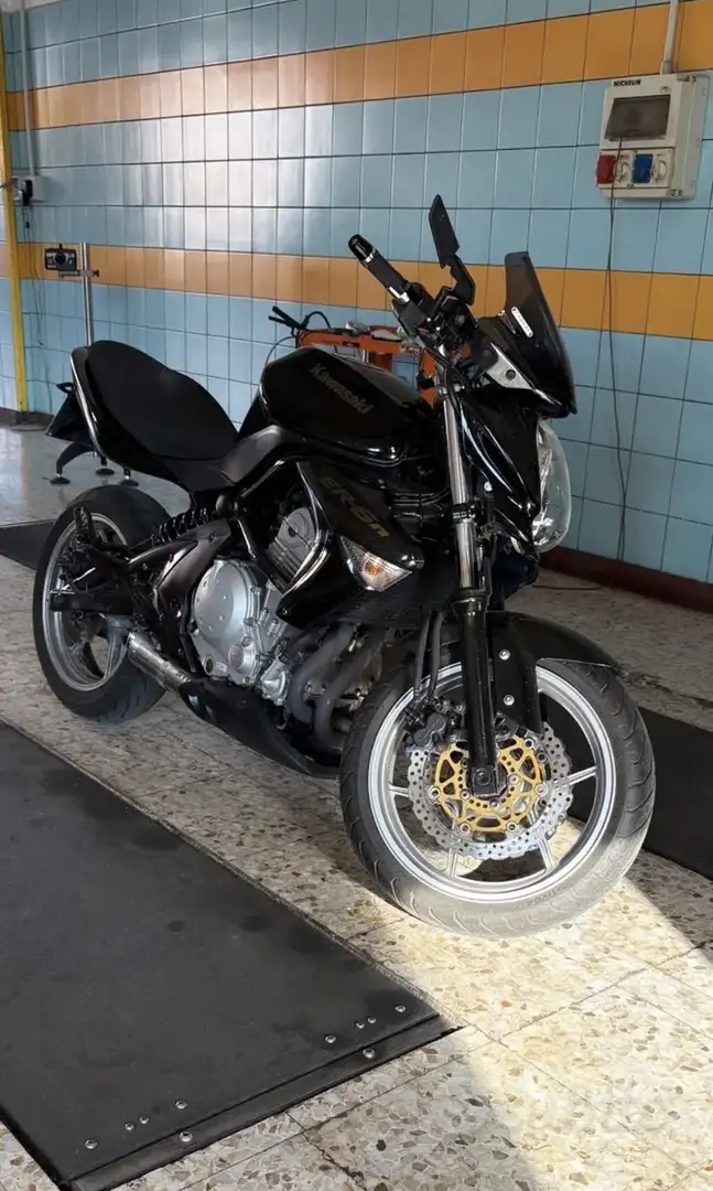 Kawasaki ER - 6 N - 1
