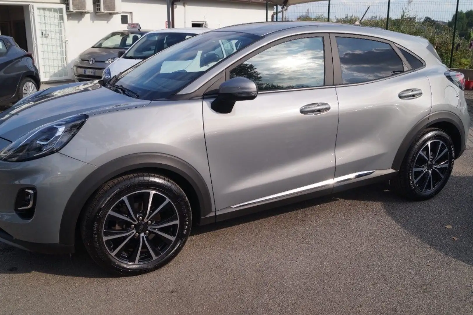 Ford Puma 1.0 EcoBoost Hybrid 125 CV S&S Titanium Grigio - 2