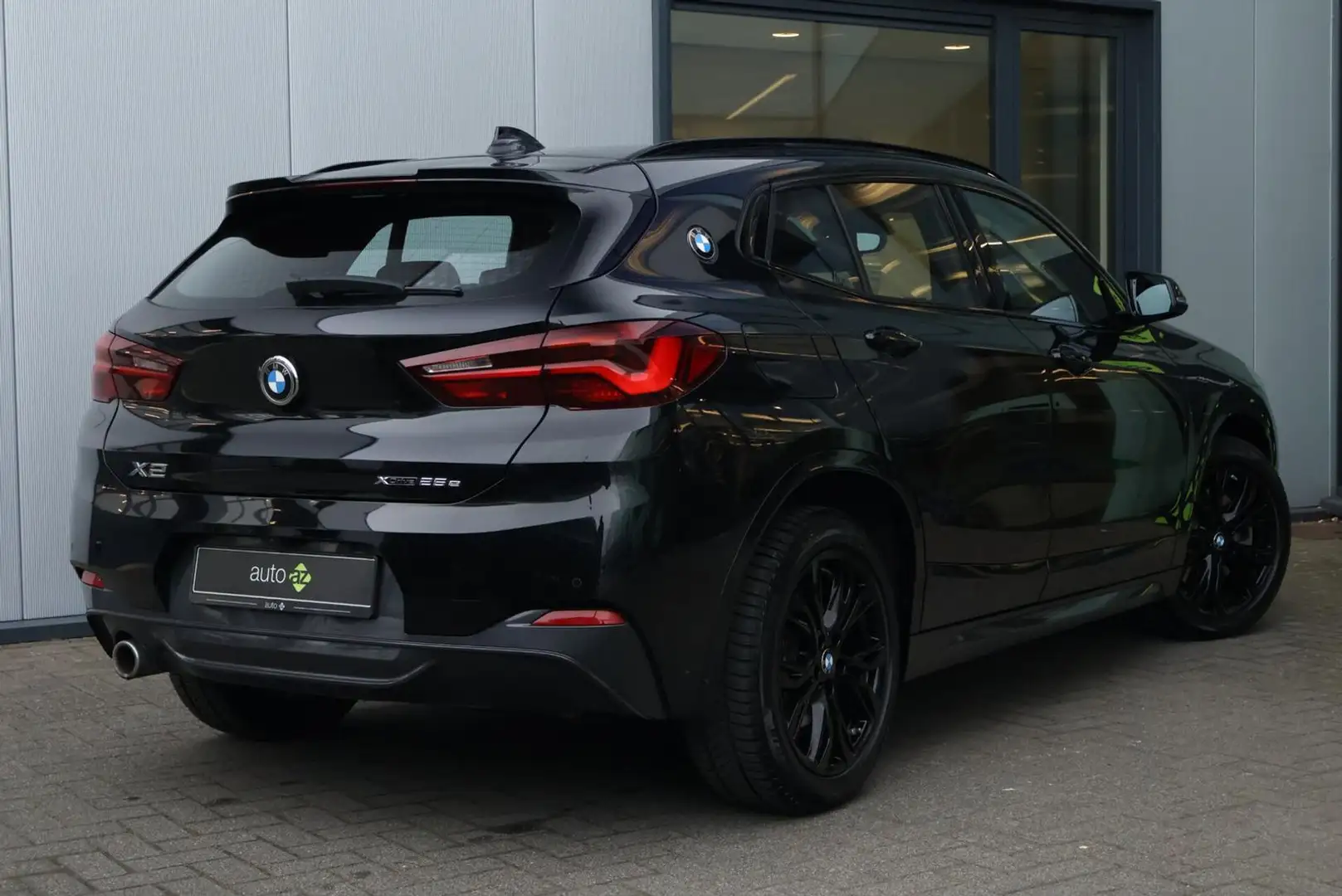 BMW X2 xDrive25e High Executive M Sport Schwarz - 2
